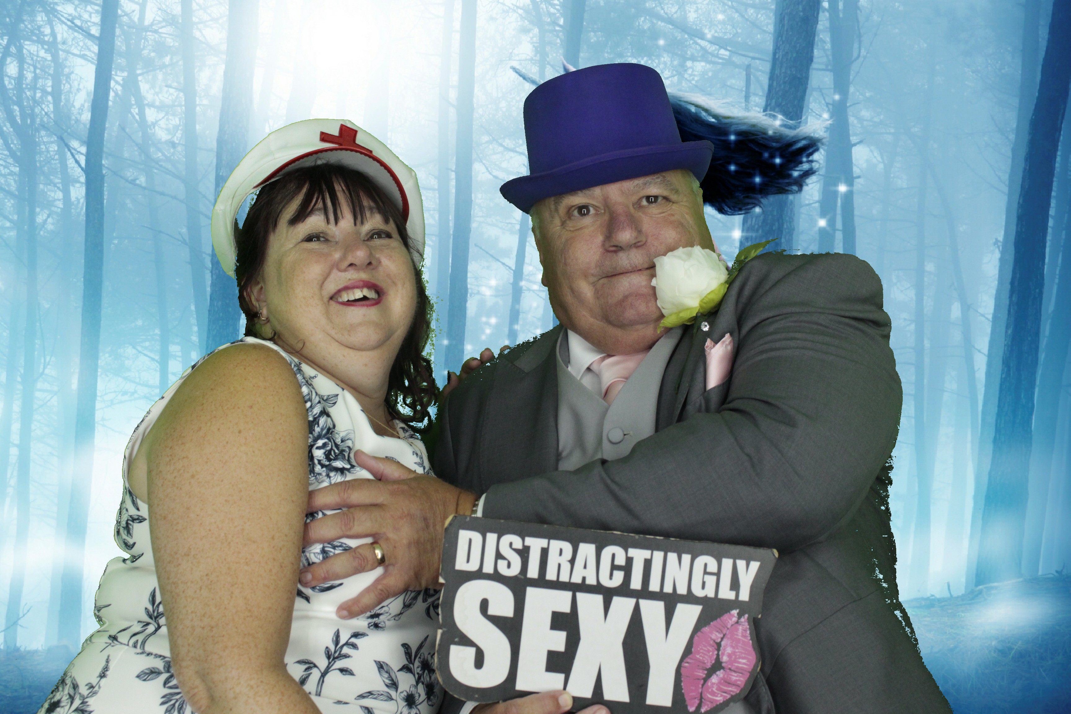 Nikki & Simon | View more photos from the event at gallery.myphotoboothexperience.co.uk/u/MyPhotoBoothExperienceLtd/Nikki-Simon